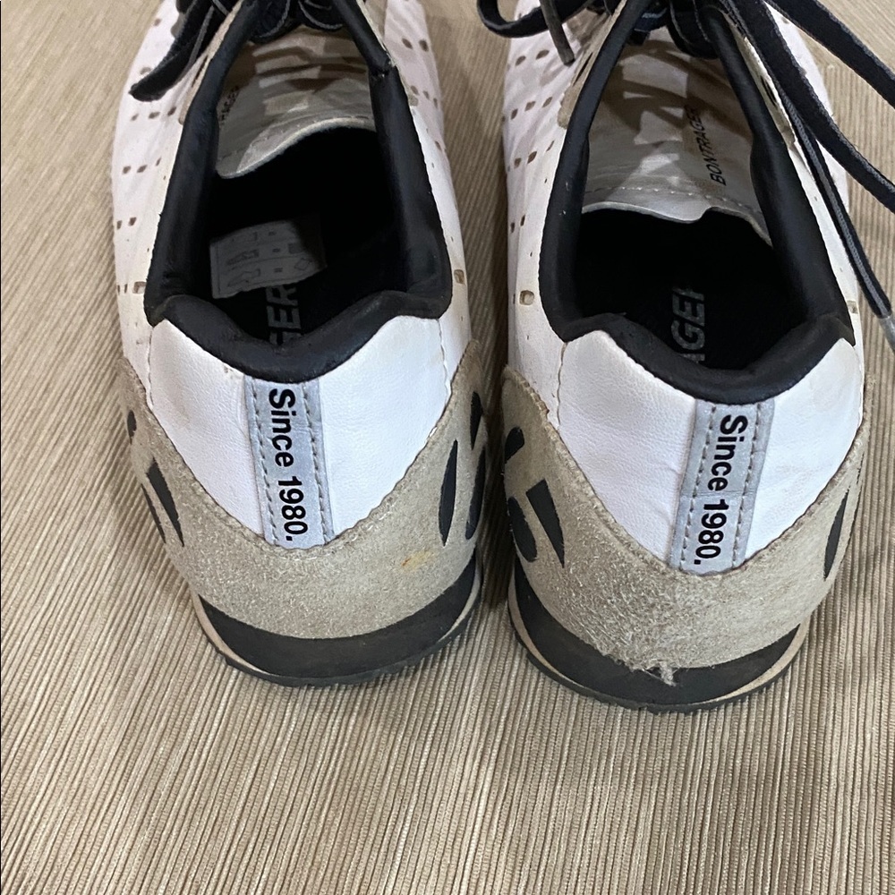 Bontrager podium Casual Cycling White and Black Shoes. EUR 39, Sz 6. Lace Up. - Picture 7 of 14